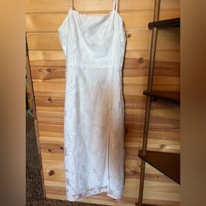 Lulu's White Floral Midi Dress